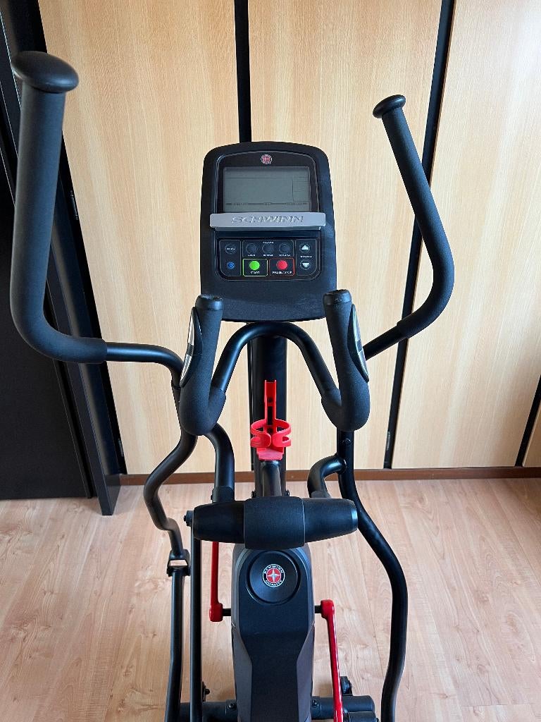 Schwinn 510E — Zo goed als nieuw, complete thuisworkout, Ophalen, Benen, Aluminium, Zo goed als nieuw