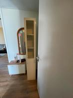 Badkamer kastje créme diepte 39 cm breedte 30 cm hoogte 195, Ophalen, (Half)hoge kast, Gebruikt, 50 tot 100 cm