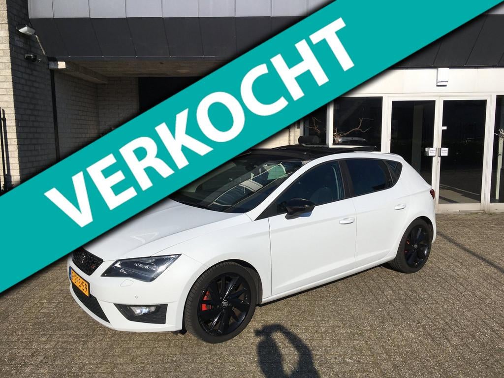 Seat Leon 2.0 TDI FR Business / LEDER / PANO / NAVI / GECHIP, Voorwielaandrijving, Euro 5, Gebruikt, Zwart