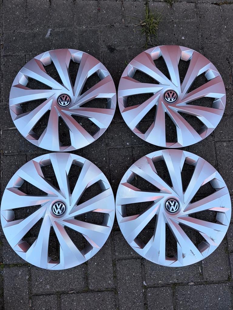Volkswagen Polo wieldoppen 15 inch, Ophalen of Verzenden, Zo goed als nieuw