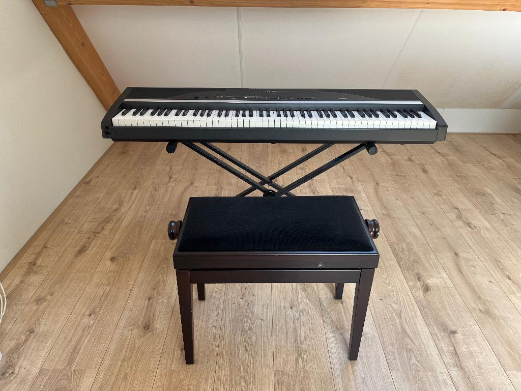 Keyboard Roland EP880, Muziek en Instrumenten, Ophalen, Zo goed als nieuw, 88 toetsen, Roland