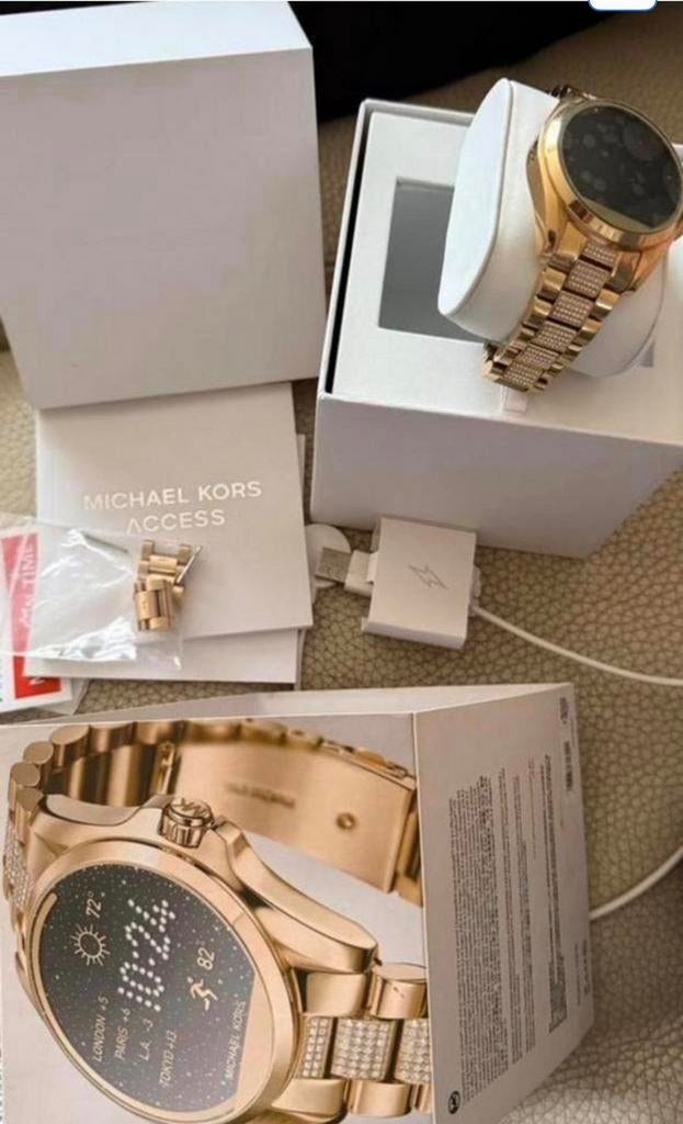 Michael Kors smartwatch horloge MKT5002 in doos, Sieraden, Tassen en Uiterlijk, Horloges | Dames, Ophalen of Verzenden, Zo goed als nieuw