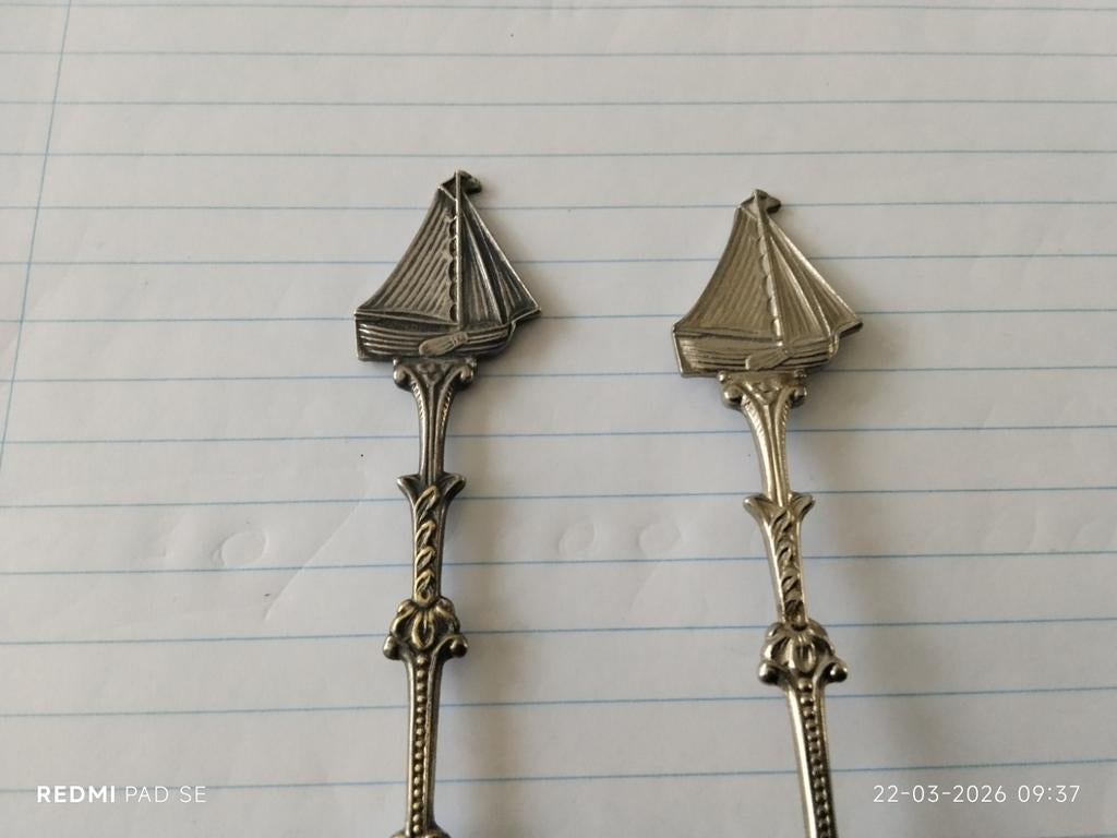 LEPELTJES van schepen van boven bijna hetzelfde., Antiek en Kunst, Antiek | Bestek, Ophalen of Verzenden