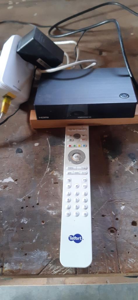 2 KPN TV ontvanger (HMB2260 V2) met afstandsbediening, Ophalen, Gebruikt, Decoder
