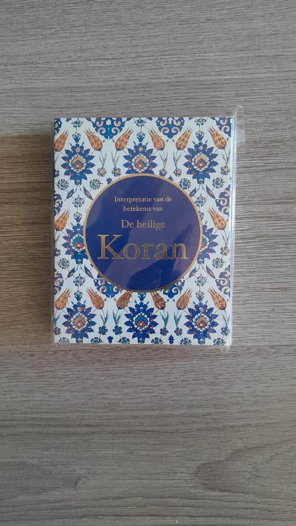 Koran, Ophalen of Verzenden, Zo goed als nieuw