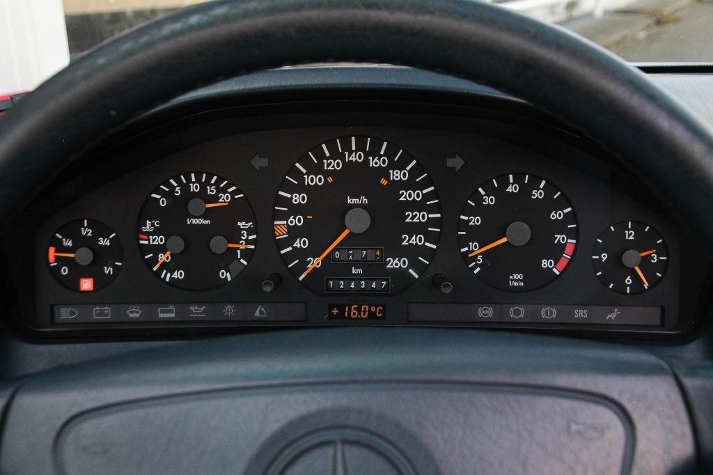 Mercedes-Benz SL-Klasse 300 SL-24 (bj 1993, automaat), Auto's, Oldtimers, 232 pk, Zwart, Cabriolet, Bedrijf