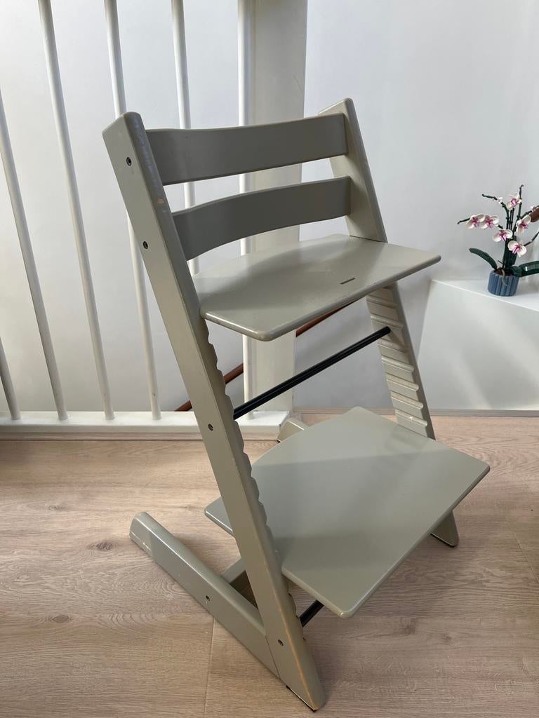 Stokke Tripp Trapp meegroeistoel - Taupe - Gebruikt, Kinderen en Baby's, Kinderstoelen, Ophalen of Verzenden, Gebruikt, Meegroeistoel