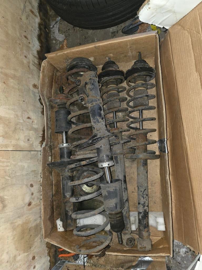 Golf MK2 schokbrekers, Auto-onderdelen, Ophalen of Verzenden