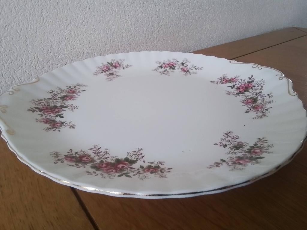 Royal Albert Laverder Rose servies, Ophalen of Verzenden, Zo goed als nieuw, Porselein, Overige typen