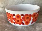 Vintage schaal Arcopal Lotus. Rond., Ophalen of Verzenden, Huis en Inrichting