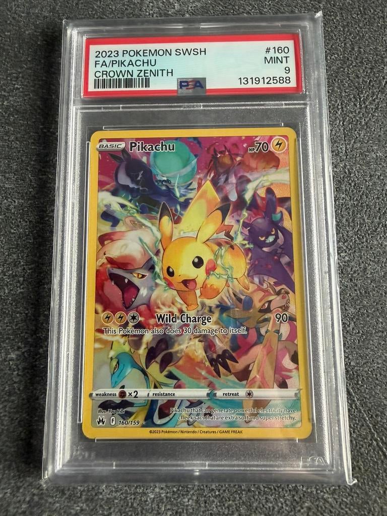 Pikachu 160/159 Pokémon Crown Zenith Graded PSA 9, Ophalen of Verzenden, Zo goed als nieuw