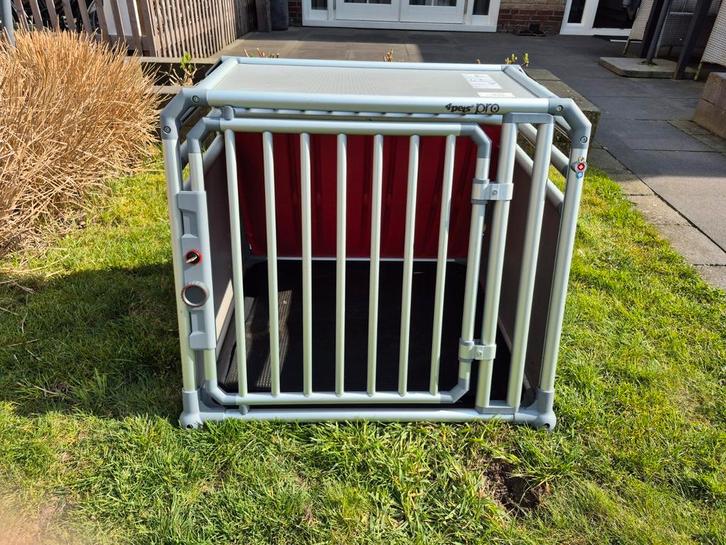 4 Pets Pro 4 autobench safety 66x81.5x73,5, Dieren en Toebehoren, Hondenhokken, Minder dan 65 cm, Minder dan 75 cm, Ophalen