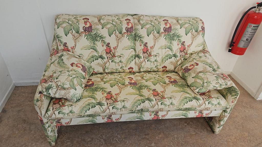 Super leuk Leolux 2 zits bankje vintage stof 140 breed, Gebruikt, Tweepersoons, 75 tot 100 cm, Ophalen of Verzenden