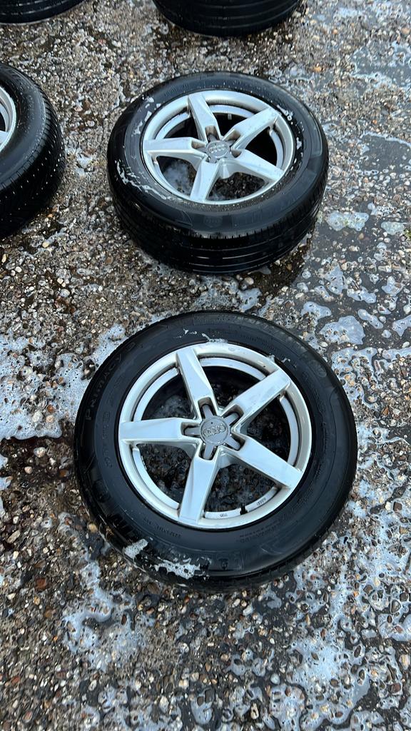 Audi velgen 5x112 met versleten banden, Auto-onderdelen, Banden en Velgen, Ophalen, Gebruikt, 16 inch, Banden en Velgen