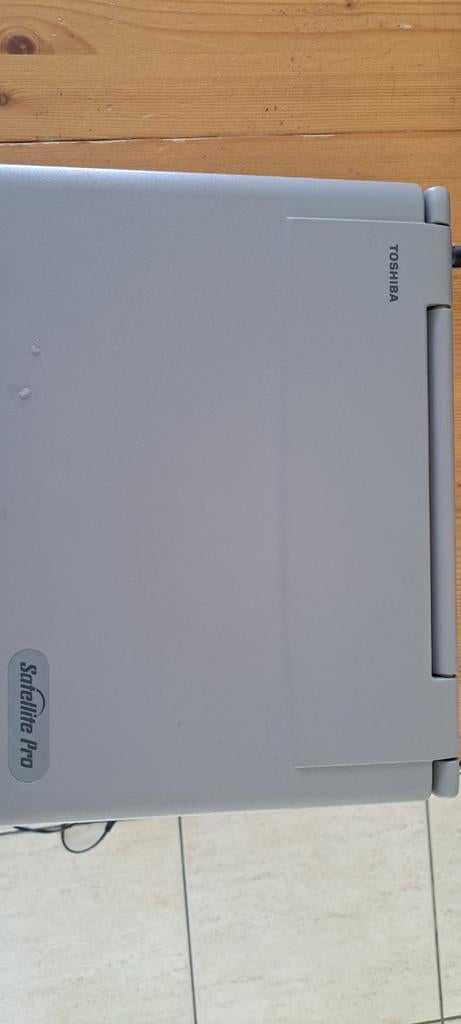 Toshiba Satellite Pro 460CDT met Windows 95 - Werkend, Computers en Software, HDD, Minder dan 4 GB, Minder dan 2 Ghz, 12 inch