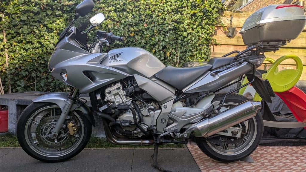 Honda CBF 1000 A, Motoren, Motoren | Honda, 4 cilinders, Motorrijbewijs A, Particulier, Toermotor