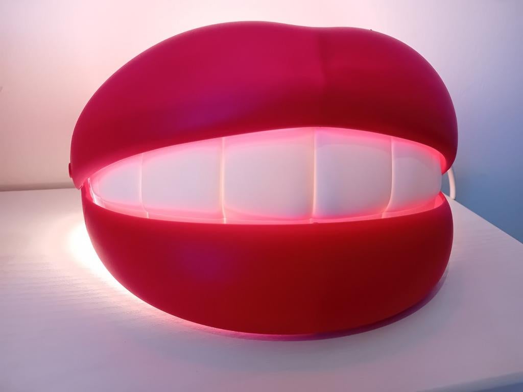 IKEA Flabb Tafel/Wandlamp - Pop Art, Kunststof, Ophalen of Verzenden, Zo goed als nieuw, Pop Art, Modern, Speels