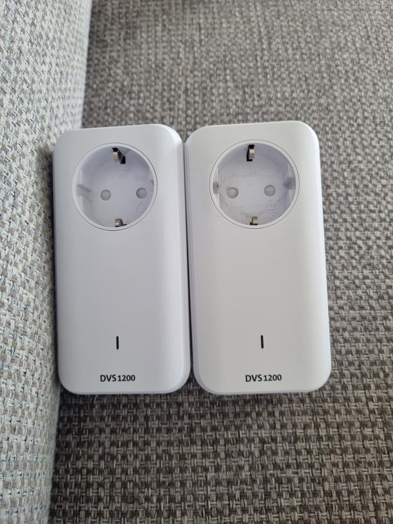 DVS 1200 Powerline Adapters (2 stuks), Computers en Software, Powerlines, Ophalen of Verzenden, Zo goed als nieuw, Onbekend