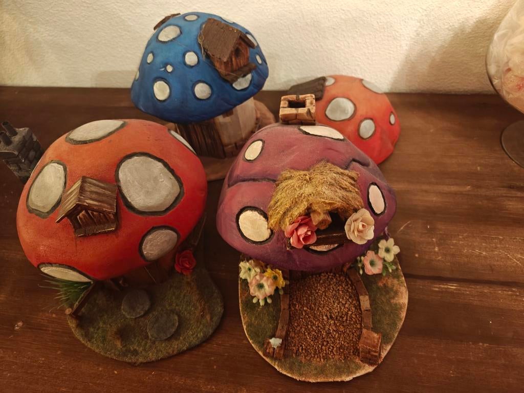 Zelfgemaakte Smurfenhuisjes op schaal (3 stuks + dakje), Verzamelen, Smurfen, Ophalen, Overige Smurfen