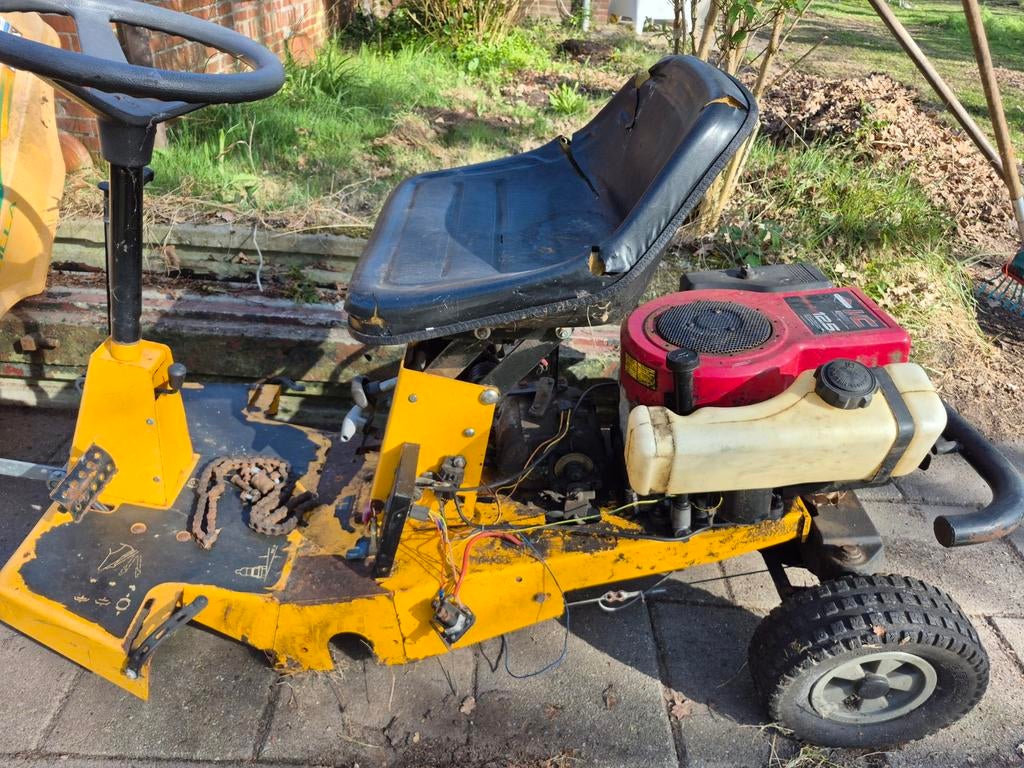 Stiga Villa 2000 - voor onderdelen, Tuin en Terras, Zitmaaiers, Gebruikt, Minder dan 90 cm, Ophalen