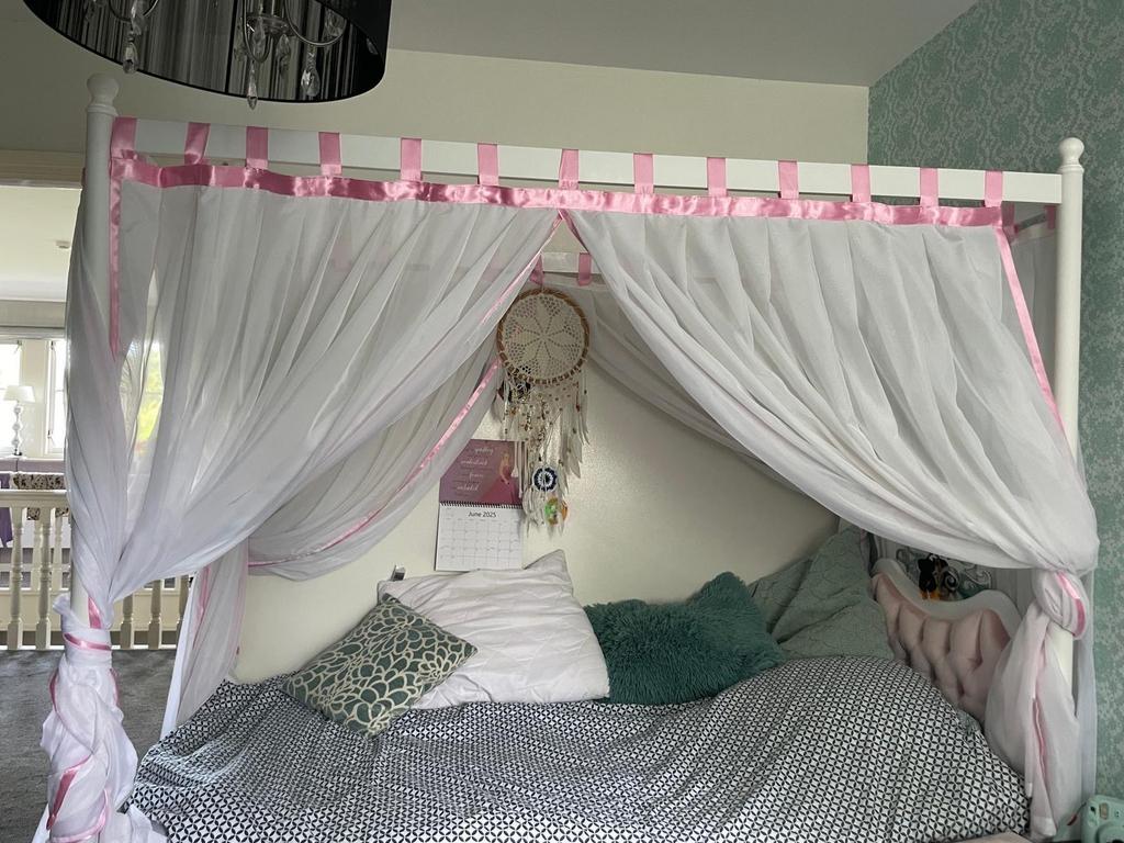 Eenpersoonshemelbed, Huis en Inrichting, Slaapkamer | Bedden, Gebruikt, Eenpersoons, Wit, Ophalen of Verzenden