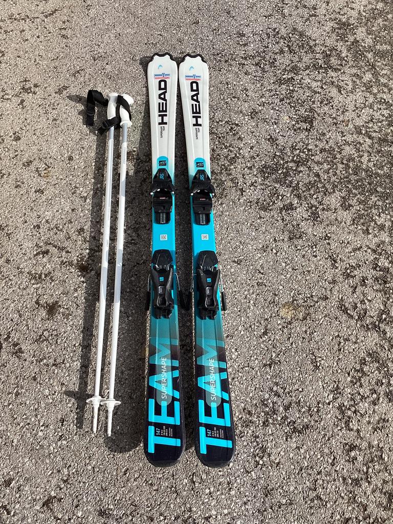 Head Supershape team ski 146cm incl skistokken 115cm, Sport en Fitness, 140 tot 160 cm, Ophalen of Verzenden, Zo goed als nieuw