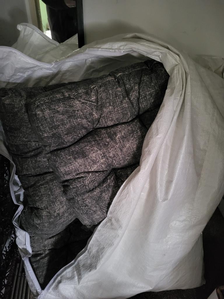 Palletkussens, Ophalen