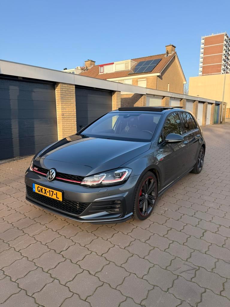 Volkswagen Golf 2.0 TSI 245pk 7-DSG 2019 Grijs, Auto's, 1345 kg, 4 cilinders, 1984 cc, 245 pk