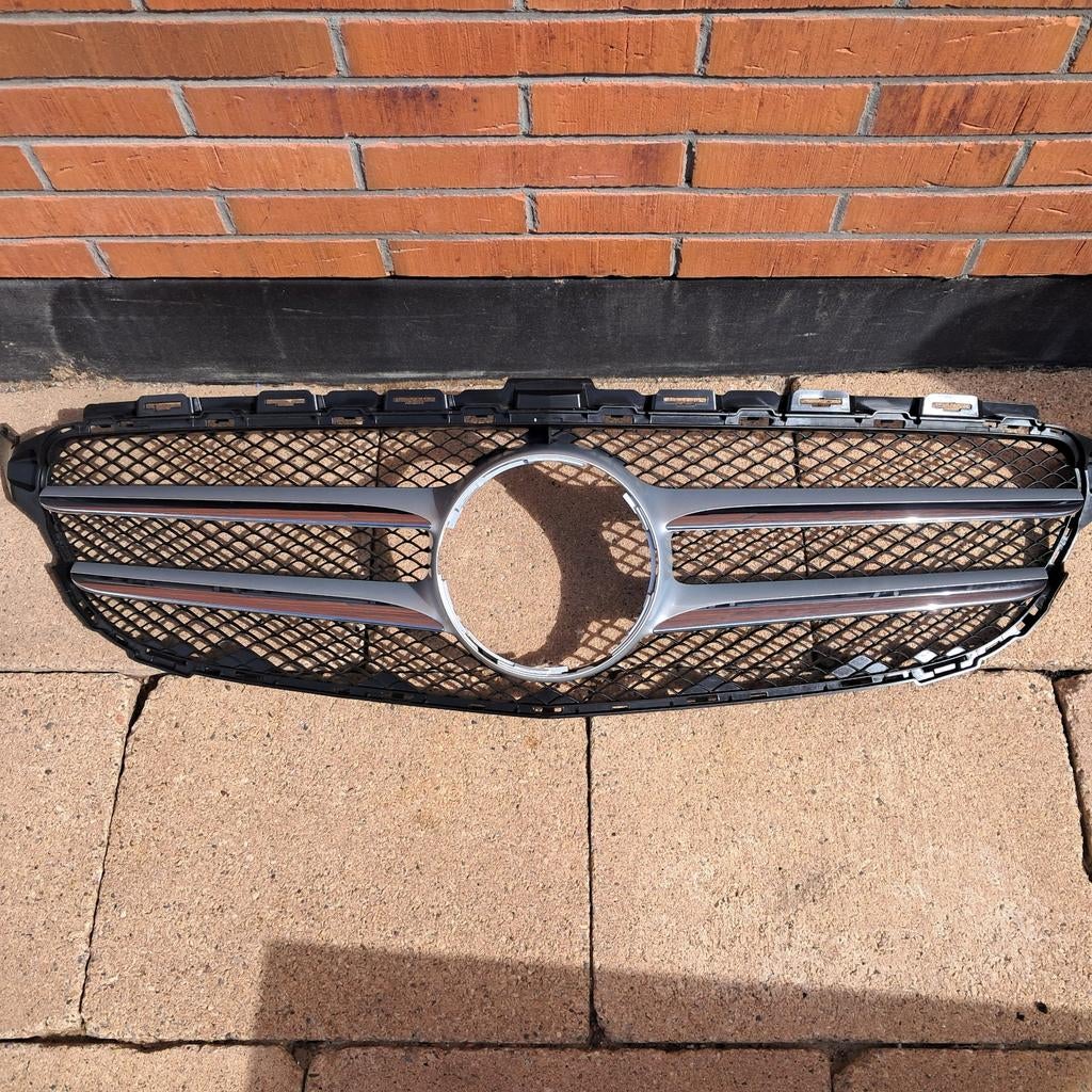 Mercedes c klasse w205 grill, Auto-onderdelen, Carrosserie en Plaatwerk, Ophalen of Verzenden, Bumper