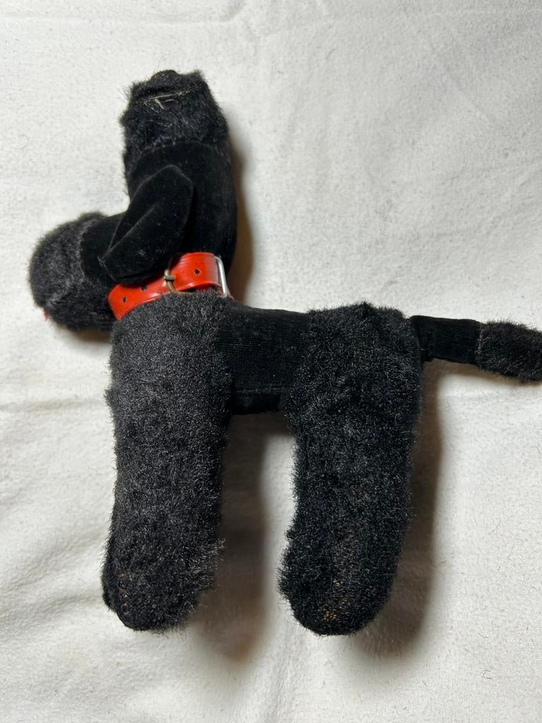 Vintage zwarte poedel jaren ‘50, knuffel, met rode halsband, Gebruikt, Overige typen, Ophalen of Verzenden, X