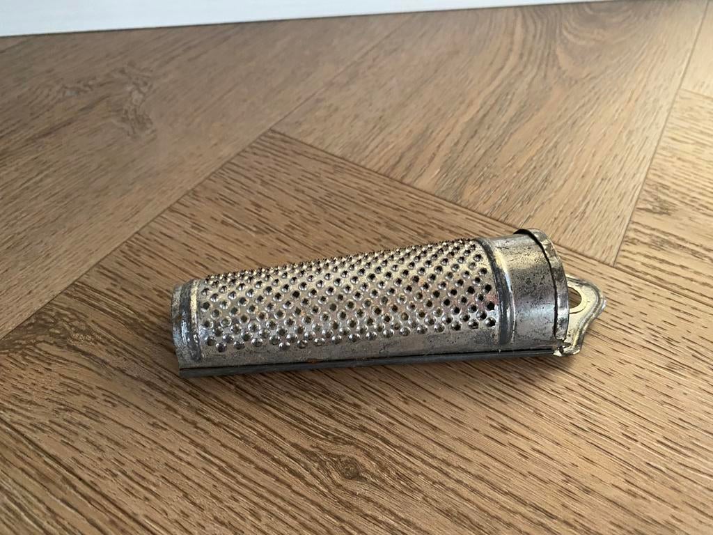 Oude rasp, Antiek en Kunst, Antiek | Keukenbenodigdheden, Ophalen of Verzenden