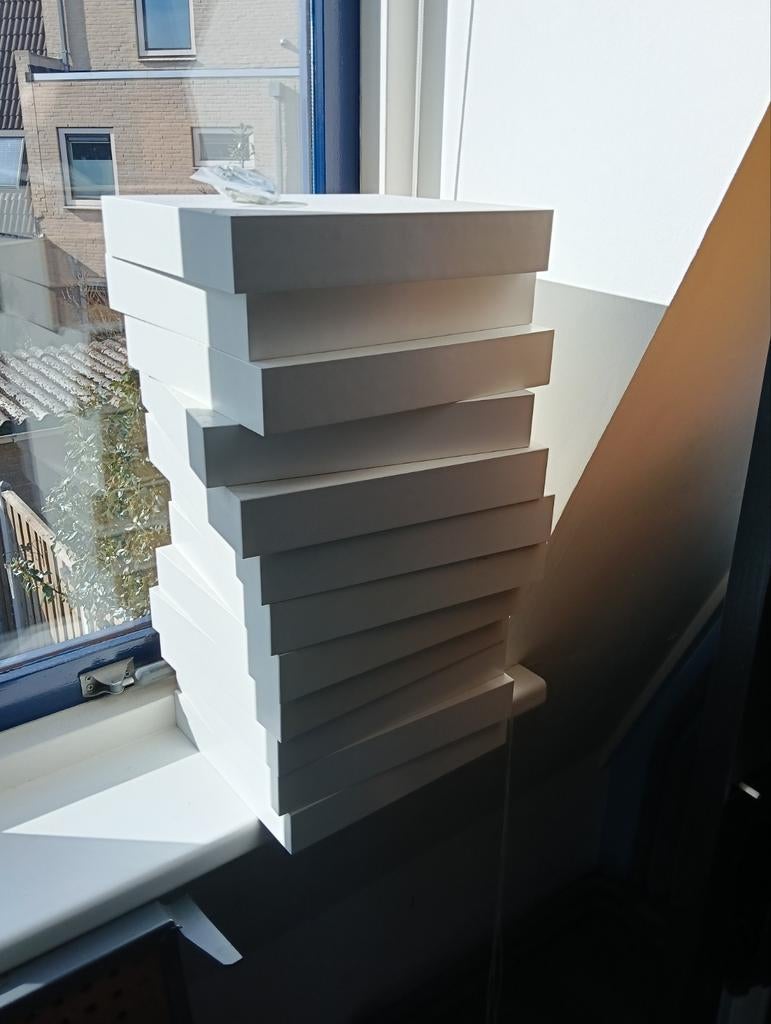 12 IKEA Lack planken wit, onbeschadigd, incl. schroeven, Ophalen of Verzenden, Zo goed als nieuw