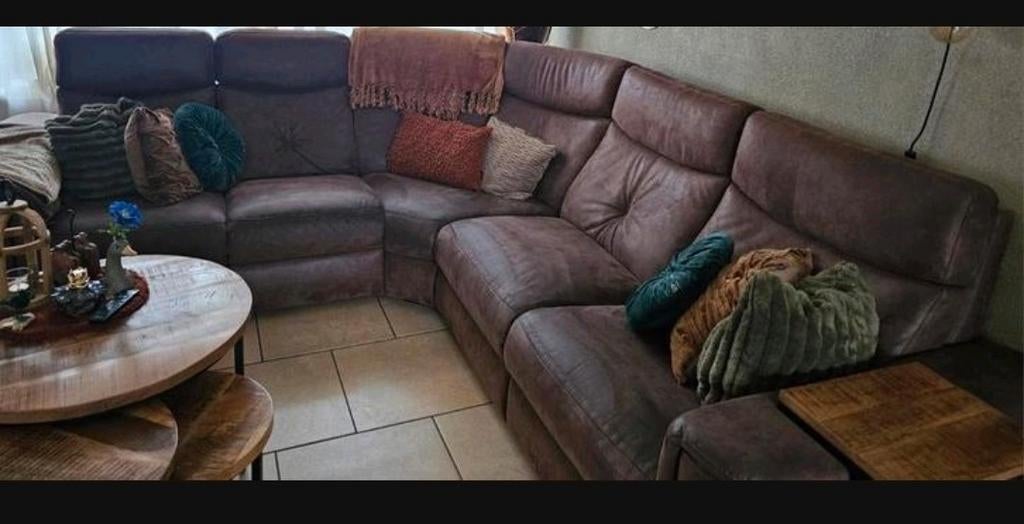 Comfortabele hoekbank, deels elektrisch verstelbaar, Ophalen, 250 tot 300 cm, Gebruikt, Hoekbank