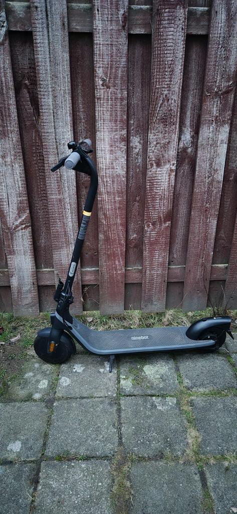 Segway Ninebot elektrische step, Ophalen, Zo goed als nieuw, Elektrische step (E-scooter)