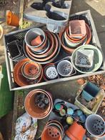 Gratis plastic bloempotten, Ophalen, Kunststof, Rond, Minder dan 40 cm