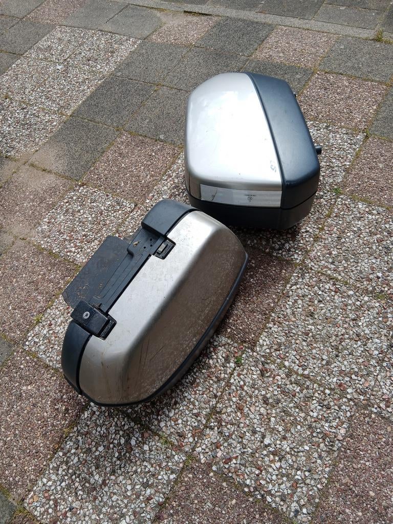 Pan European 1100 zijkoffers, Ophalen, Gebruikt