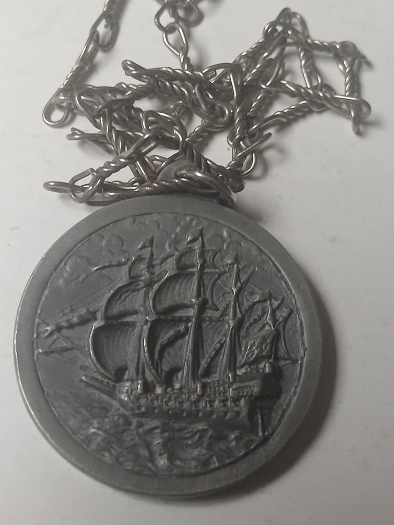 De 7 Provinciën" herdenkingsmedaille of souvenirhanger , Ophalen, Overige materialen