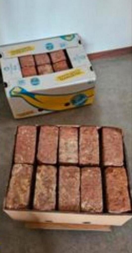 Metselstenen. Nieuw. Mooie kleur.
2 volle dozen, Ophalen of Verzenden, Nieuw, Bakstenen