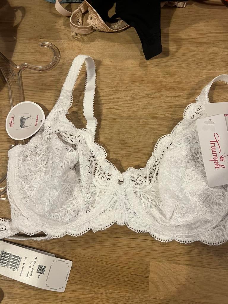 Triumph bh maat 80D NIEUW!! Nu €20,-, Ophalen of Verzenden, BH