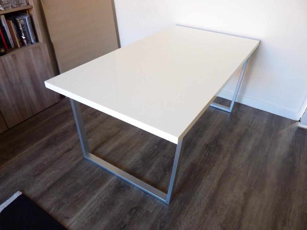 Eettafel hoogglans 160 x 90 cm, Gebruikt, 50 tot 100 cm, Modern, strak, 150 tot 200 cm