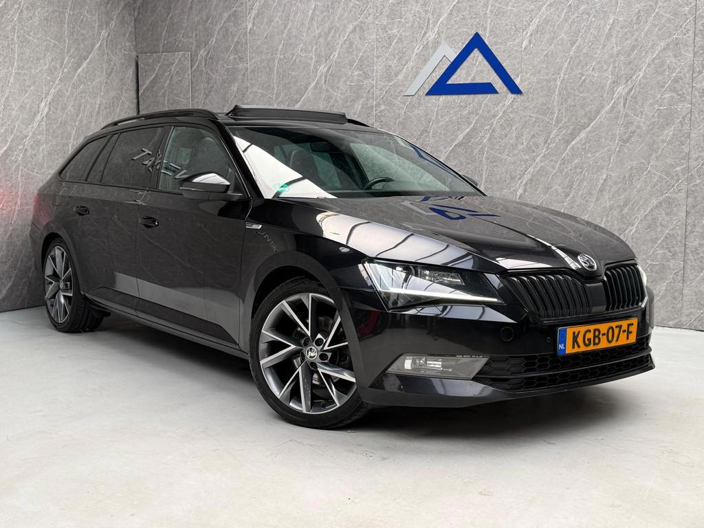 Skoda Superb Combi 2.0 TSI 4x4 220 PK / Dealer Onderh / Vol, Auto's, Automaat, Gebruikt, 4 cilinders, Leder en Stof