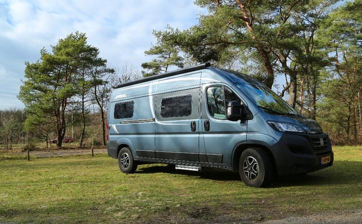 Pössl Roadstar 600L Automaat | 2024 | Slechts 8.000 km, Caravans en Kamperen, Campers, Particulier, tot en met 2, Buscamper of Camperbus