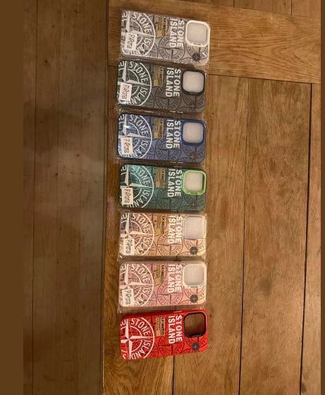 Stone island hoesjes(alleen ophalen), Hobby en Vrije tijd, Spaarzegeltjes, Zegels, Bonnen of Punten, Ophalen