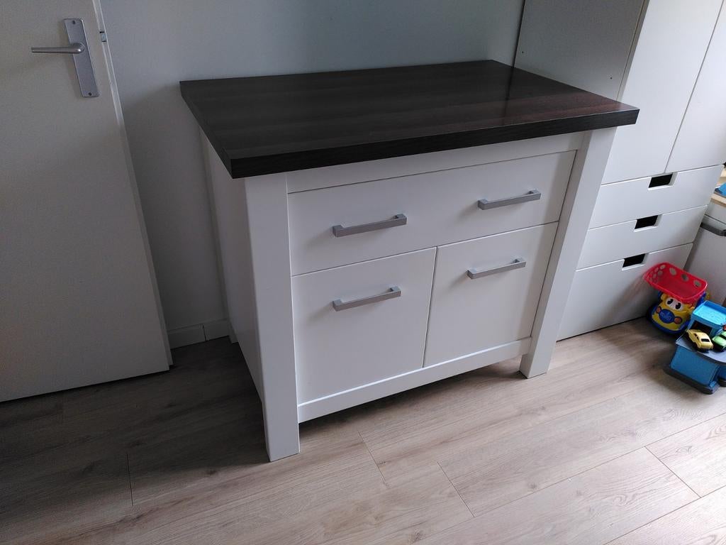 TWF Commode, Ophalen, Zo goed als nieuw, 75 tot 100 cm, Minder dan 50 cm