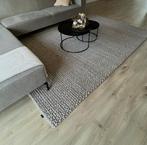 Wollen vloerkleed zand, Huis en Inrichting, Gebruikt, Beige, Wol, 200 cm of meer