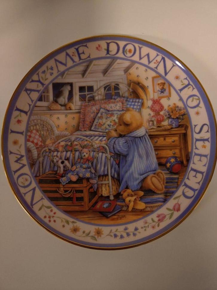 Wandbordje 'Now I Lay Me Down To Sleep', Huis en Inrichting, Woonaccessoires | Schalen en Manden, Zo goed als nieuw, Rond, Porselein of Keramiek