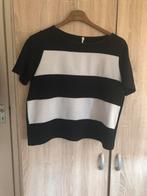 Top maat M, Ophalen of Verzenden, Zo goed als nieuw, Zonder mouw