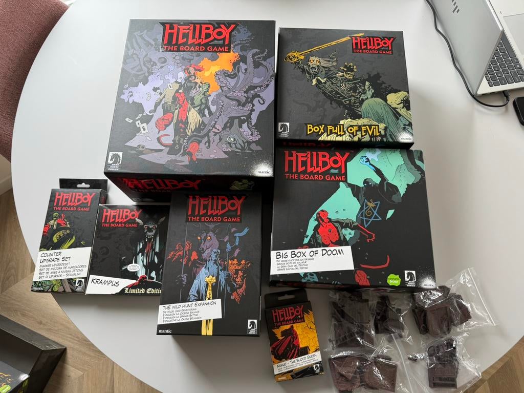 Hellboy the board game - Kickstarters all-in, Ophalen, Zo goed als nieuw