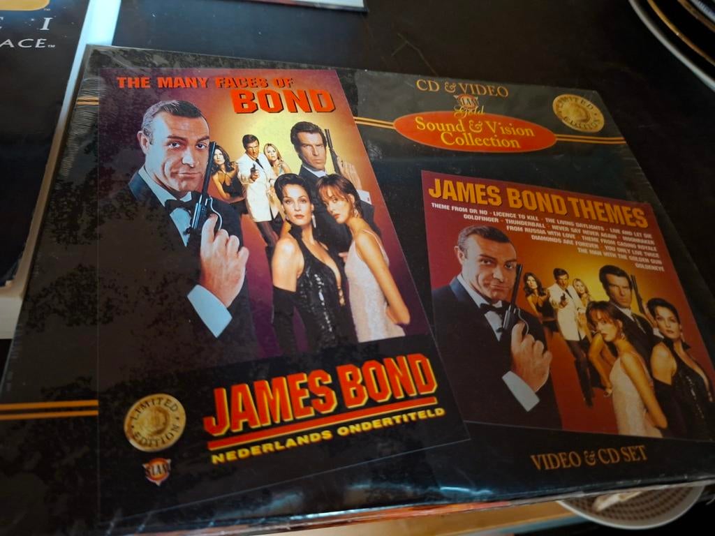 James Bond: The Many Faces of Bond CD & Video Set, Boxset, Actiethriller, Ophalen of Verzenden, Nieuw in verpakking