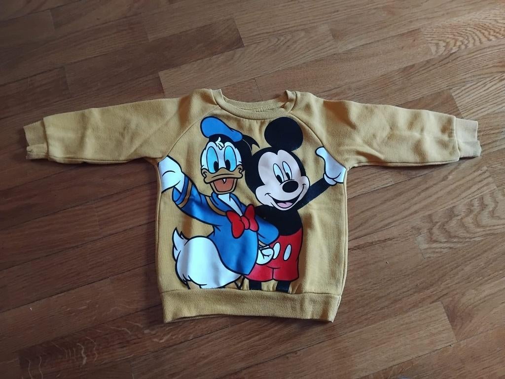 Disney set: gele trui en broek met Donald en Mickey, Kinderen en Baby's, Babykleding | Maat 86, Ophalen of Verzenden, Nieuw, Jongetje